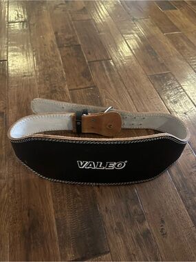 Leather Weighlifting Belt, Padded Valero brand, Black, Dual Prong Buckle